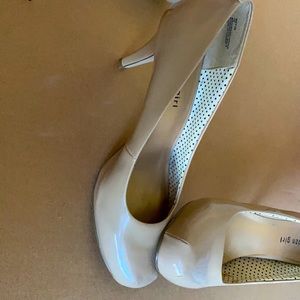 Champagne plain low heel. Size 10.